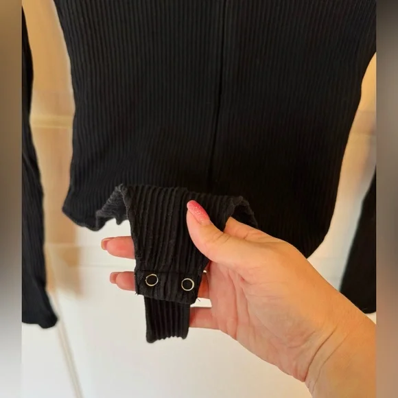 Good American Long Sleeve Funnel Neck Rib Bodysuit - Picture 9 of 11